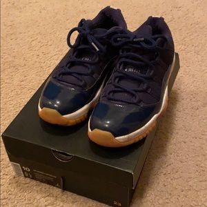 Air Jordan 11 retro low “navy gum”